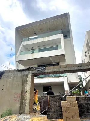 5bdrm House in Banana Island for sale