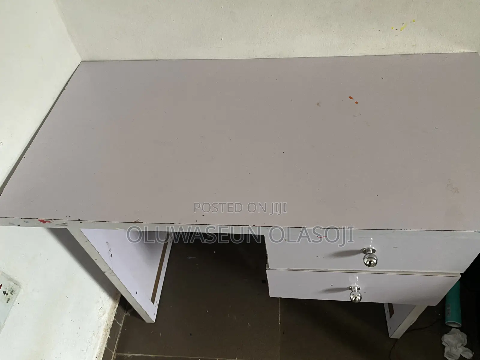 White Office/Study Table With 2 Lockable Drawer