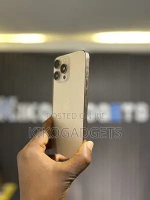 Apple iPhone 16 Pro Max 256 GB Gold