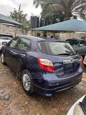 Toyota Matrix 2010 Blue