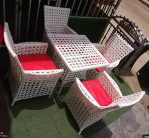 Rattan Restaurant Chair and Table In