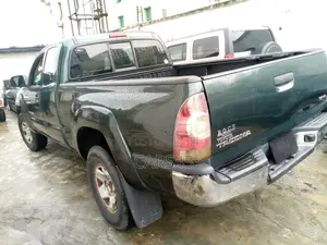 Toyota Tacoma 2011 Green