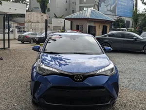 Toyota C-HR 2020 Blue