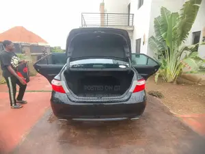 Toyota Camry 2016 Black