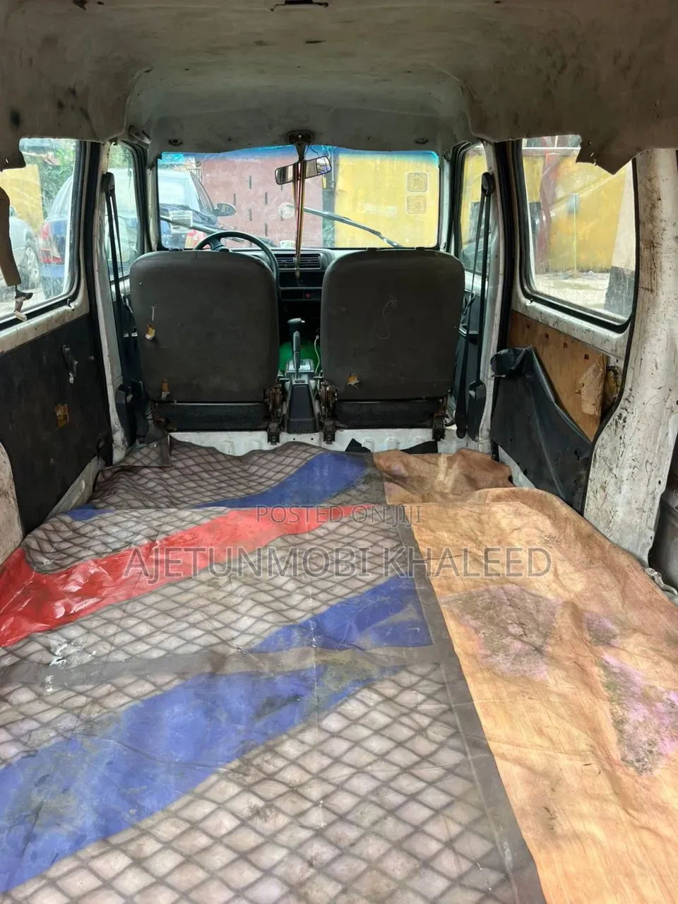 Suzuki APV Minibus 2010 White