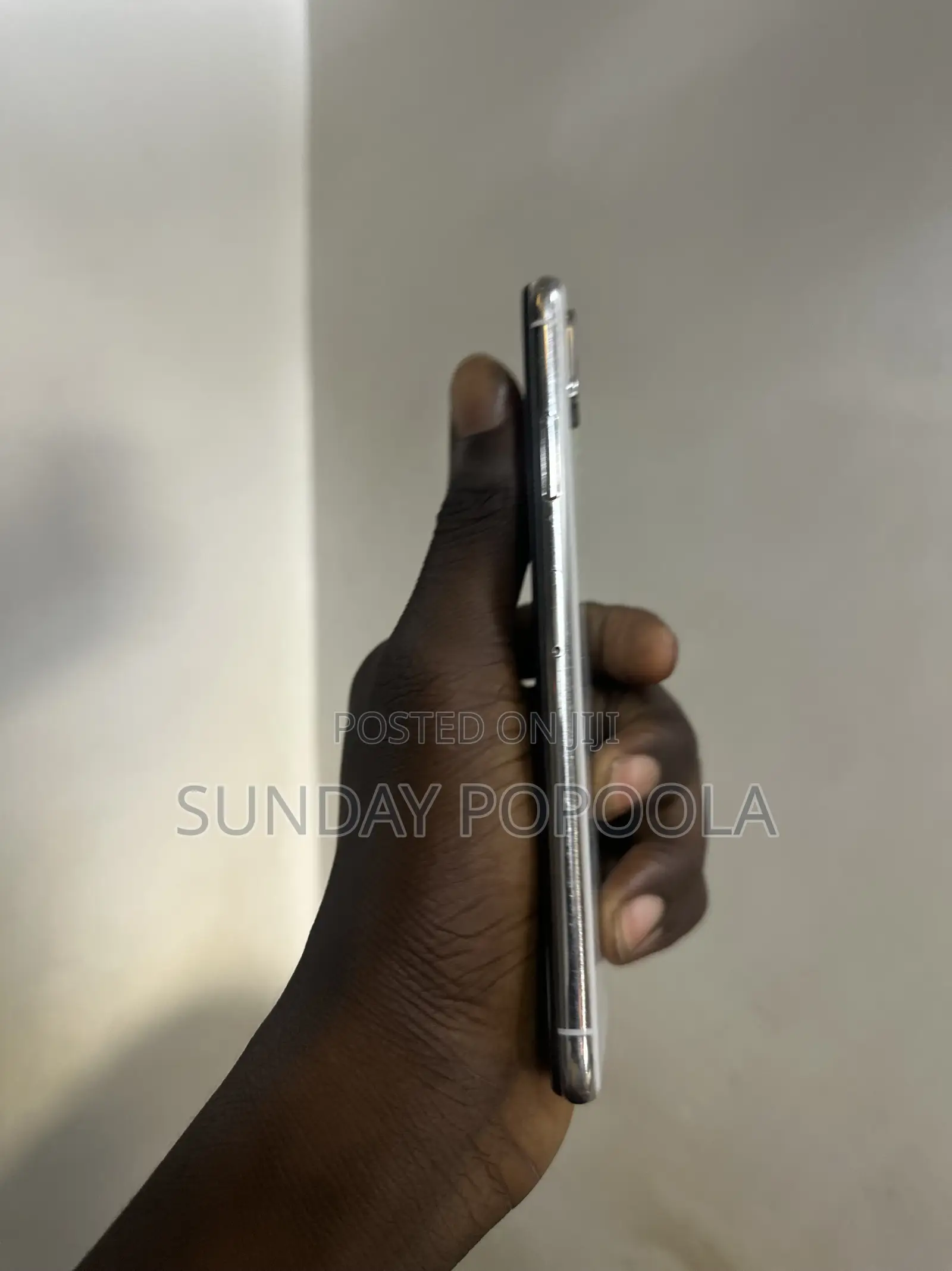Apple iPhone XS Max 64 GB White