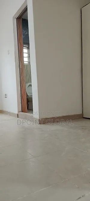 2bdrm Block of Flats in P And T Estate, Boys Town for rent