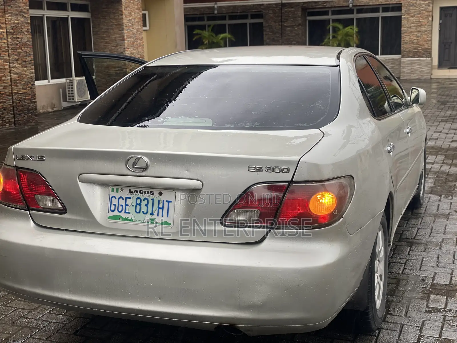 Lexus ES 300 2002 Gold