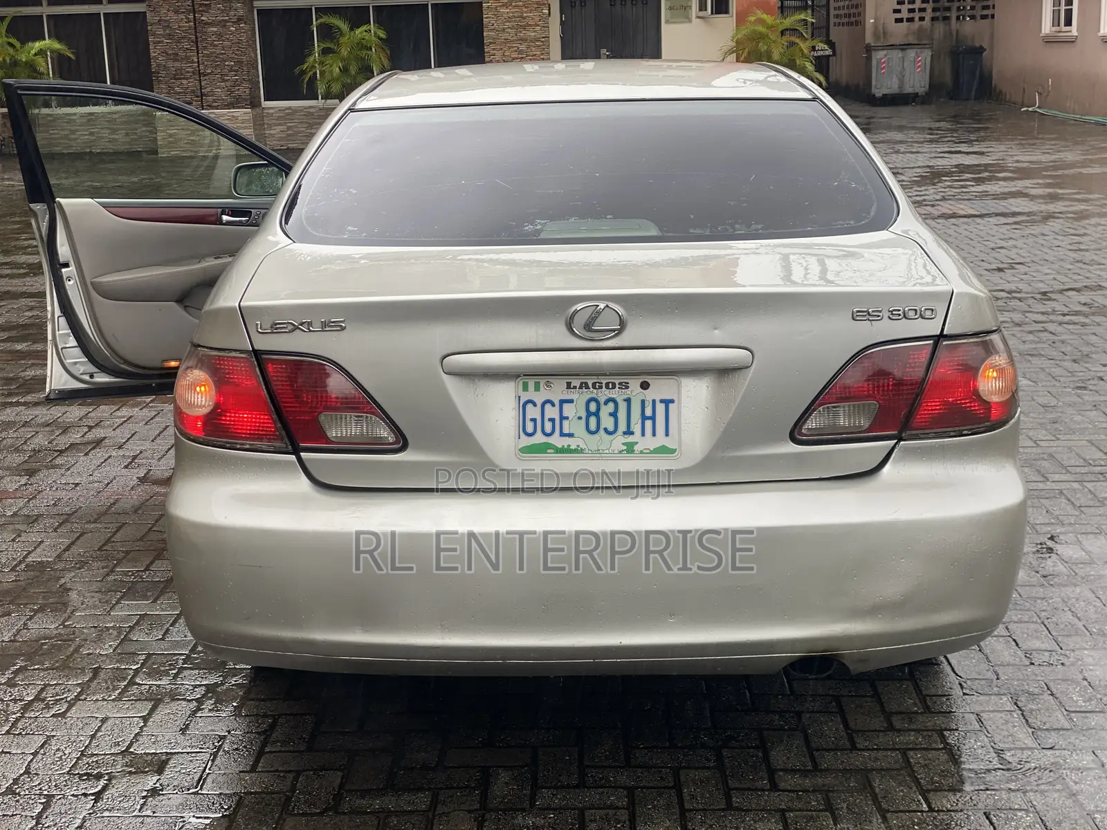 Lexus ES 300 2002 Gold