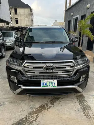 2022 Land Cruiser for Rent - Car for Hire