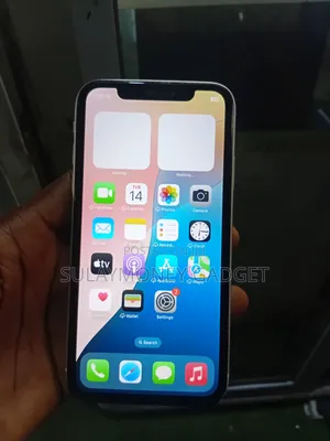 Apple iPhone XR 64 GB White