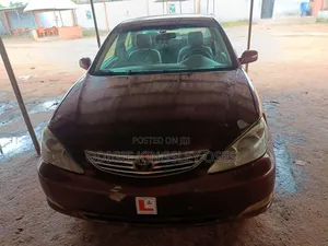 Toyota Camry 2004 Red