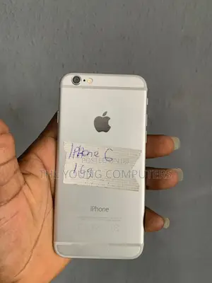 Apple iPhone 6 16 GB Silver