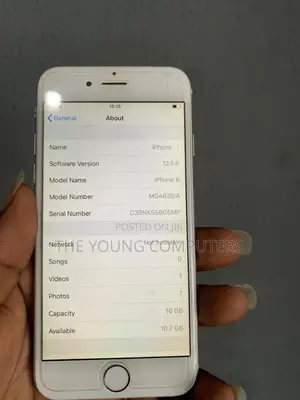 Apple iPhone 6 16 GB Silver
