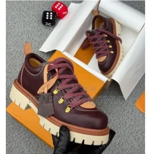 Louis Vuitton Sneakers