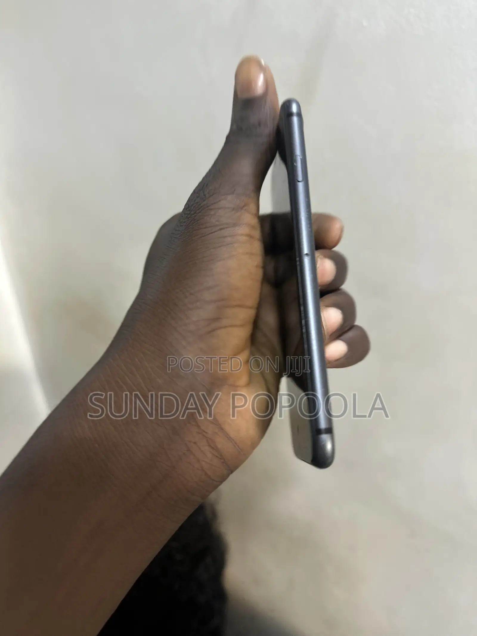 Apple iPhone 8 64 GB Black