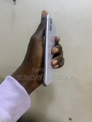 Apple iPhone 11 64 GB Purple
