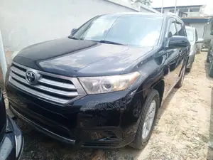 Toyota Highlander Limited 3.5l 4WD 2013 Black
