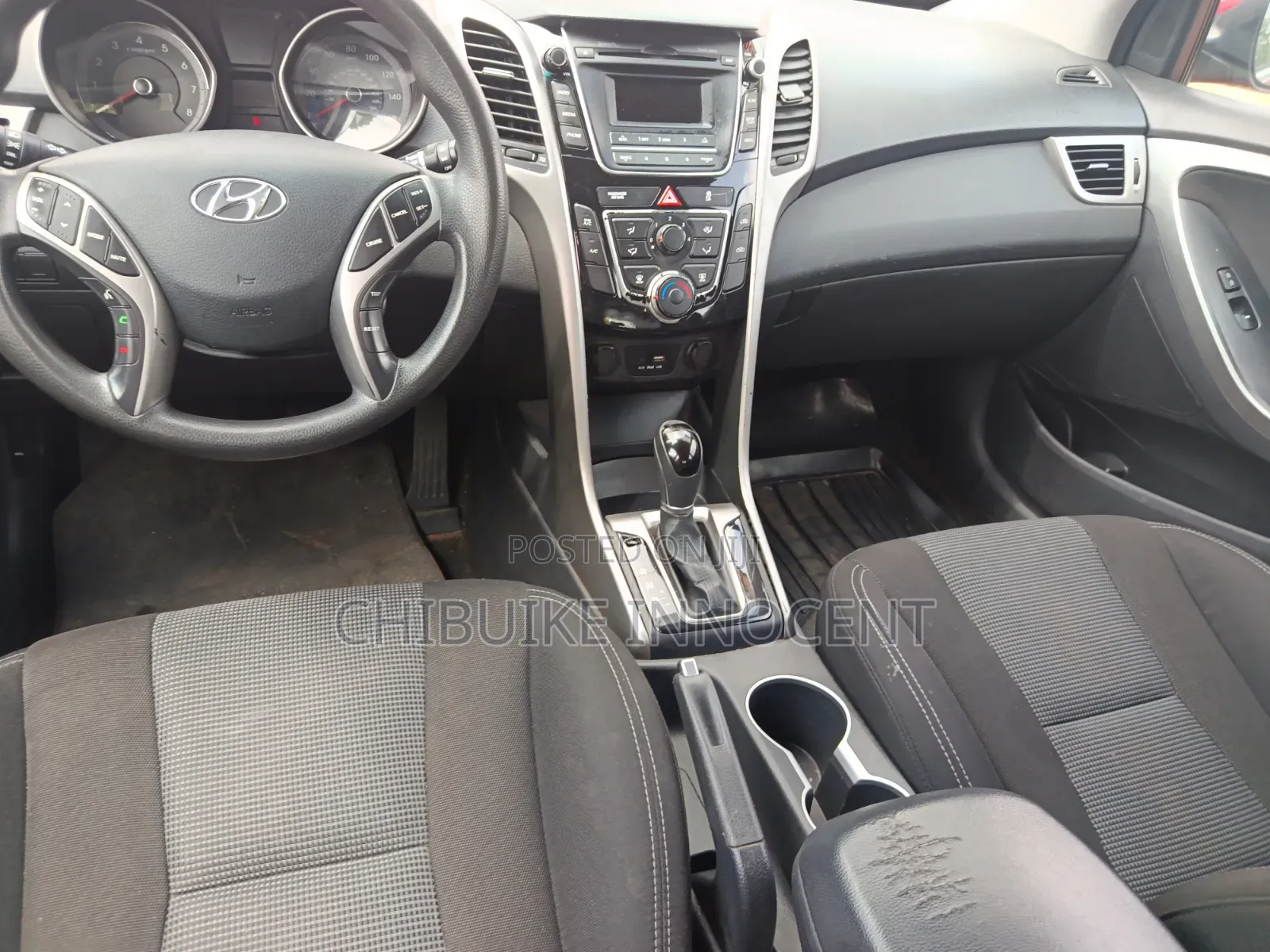 Hyundai Elantra 2016 Red