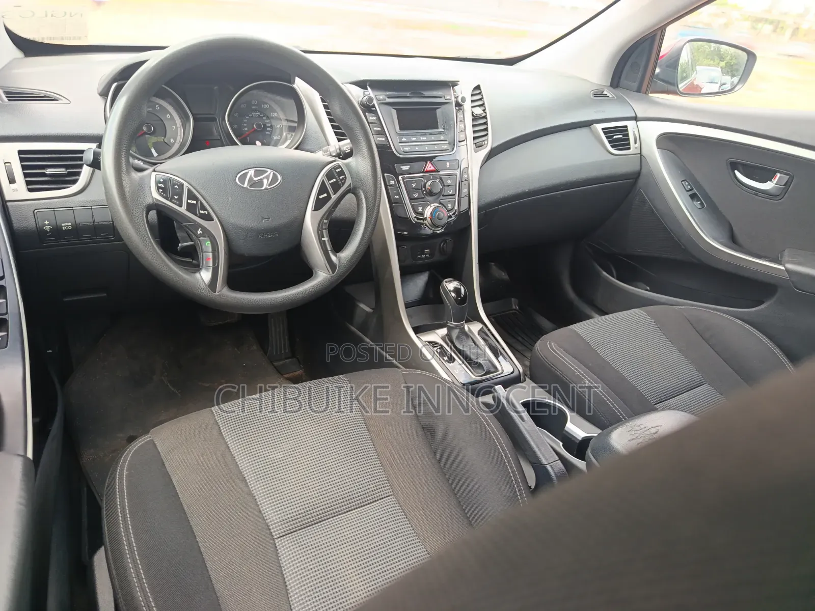 Hyundai Elantra 2016 Red
