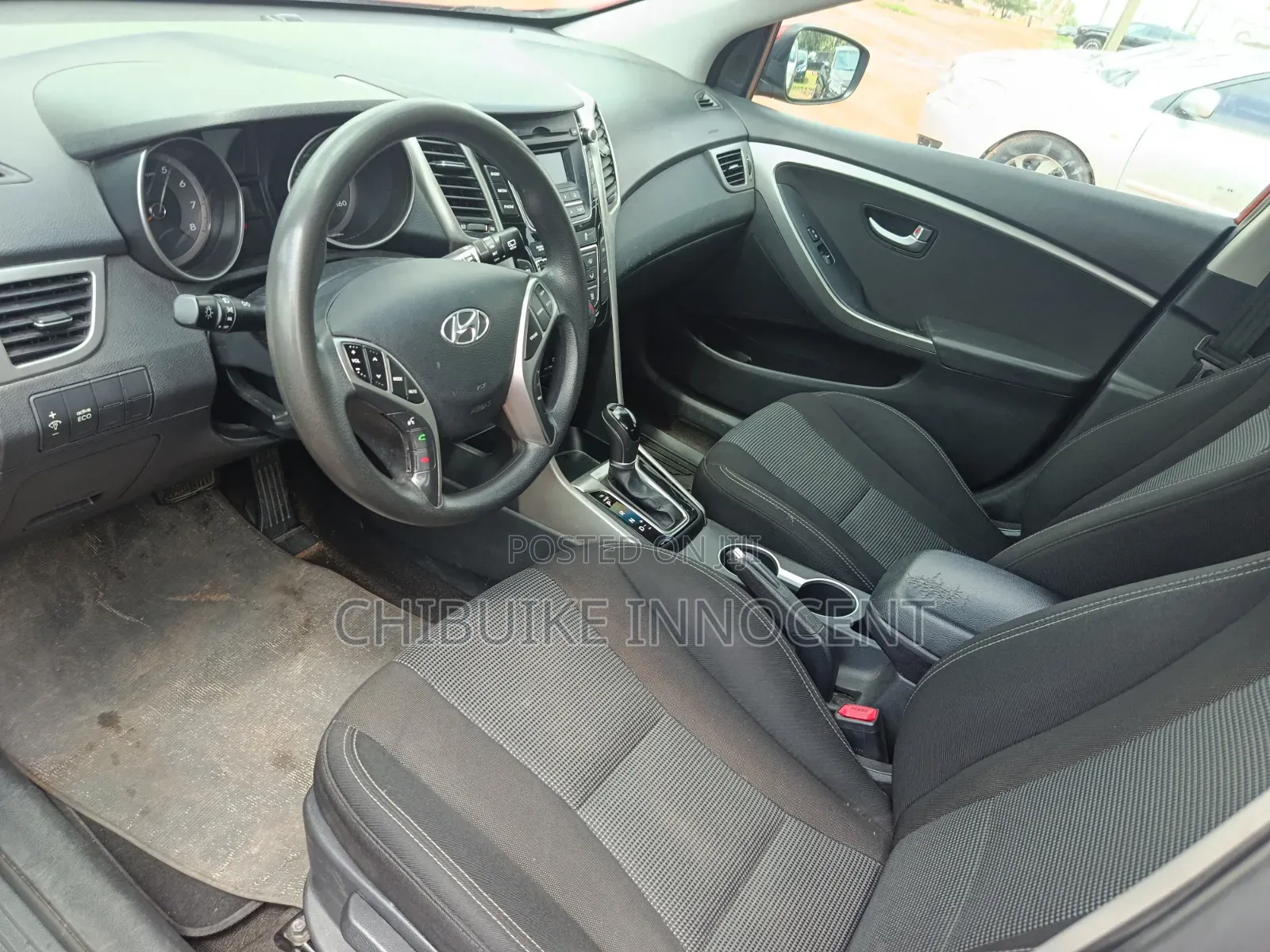 Hyundai Elantra 2016 Red