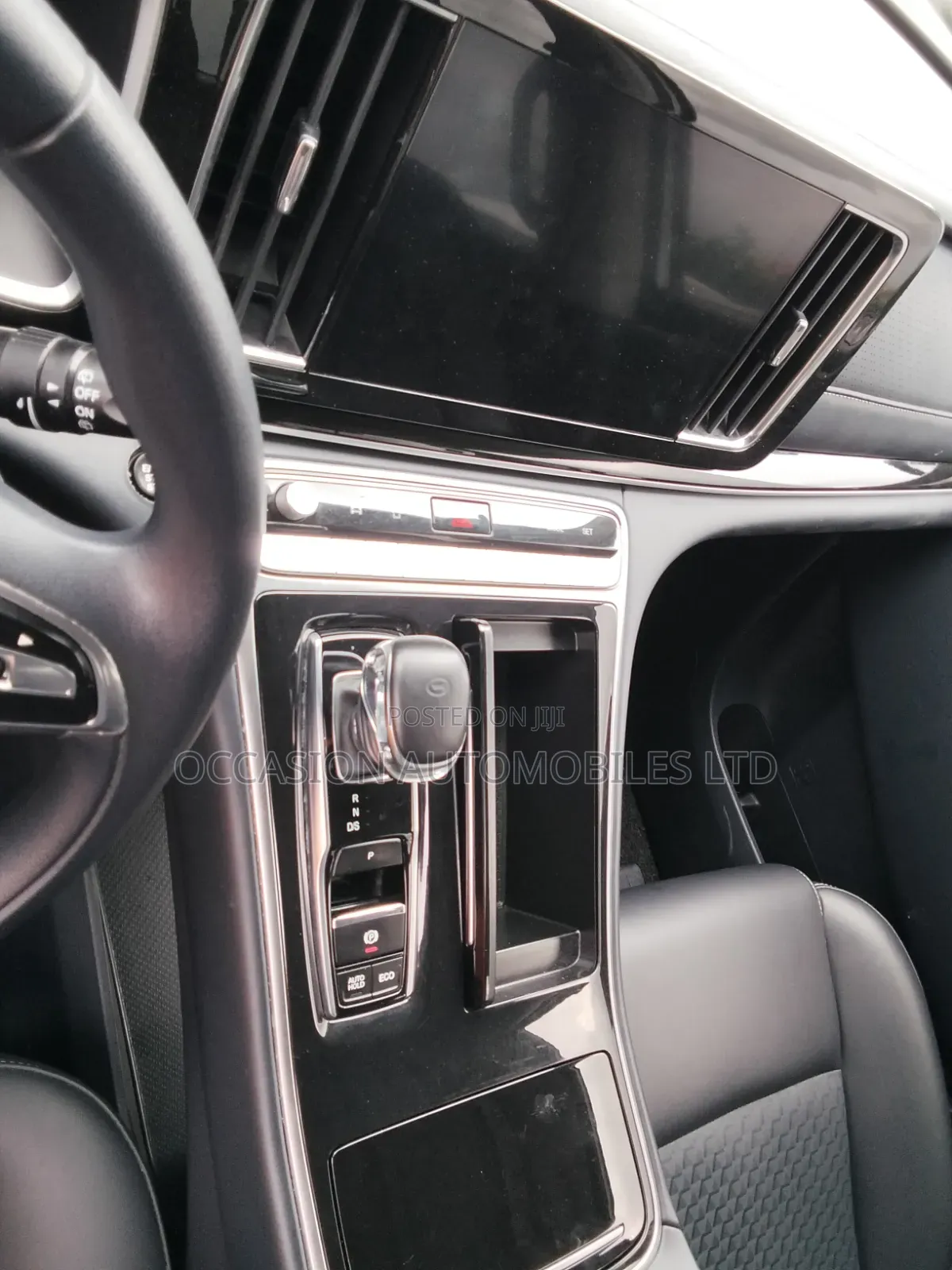 GAC GM8 2023 White