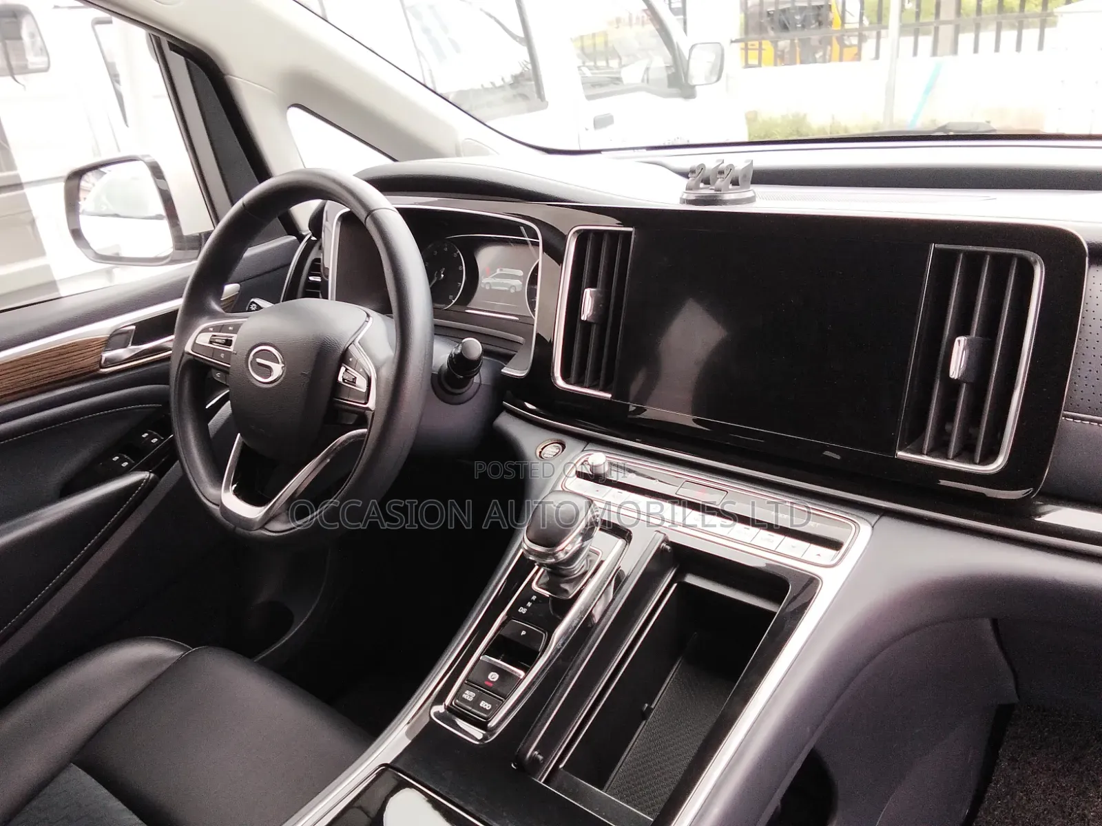 GAC GM8 2023 White