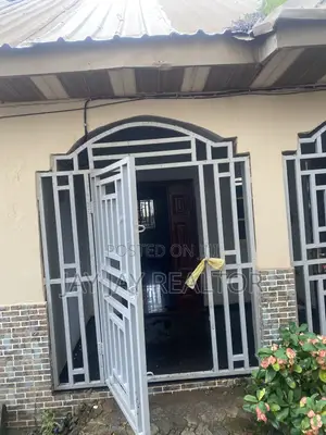 2bdrm Bungalow in Durumi for rent