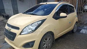 Chevrolet Spark 2013 Yellow