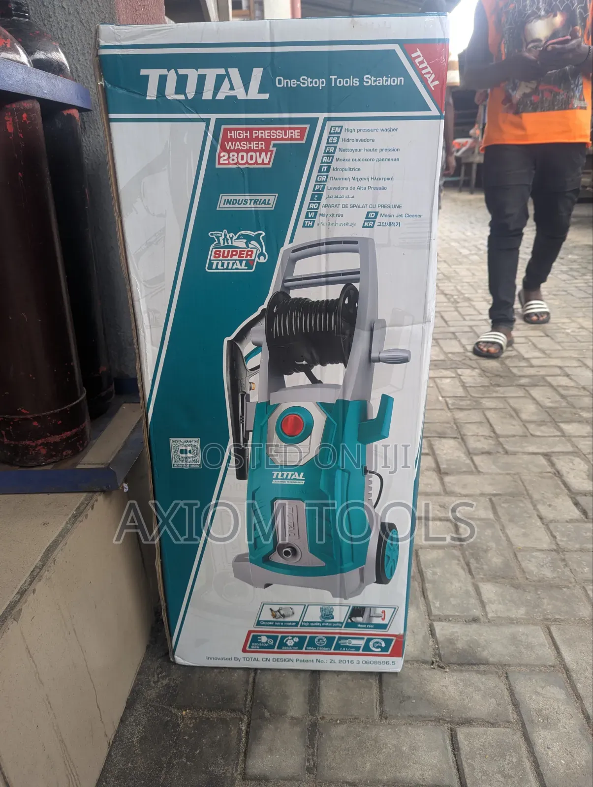 Total Industrial High-Pressure Washer 2800W