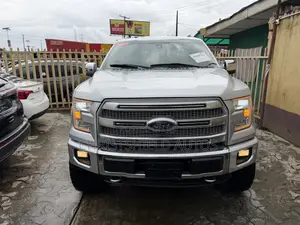 Ford F-150 Platinum 4x4 SuperCrew Cab Styleside 5.5 ft. box 145 in. WB