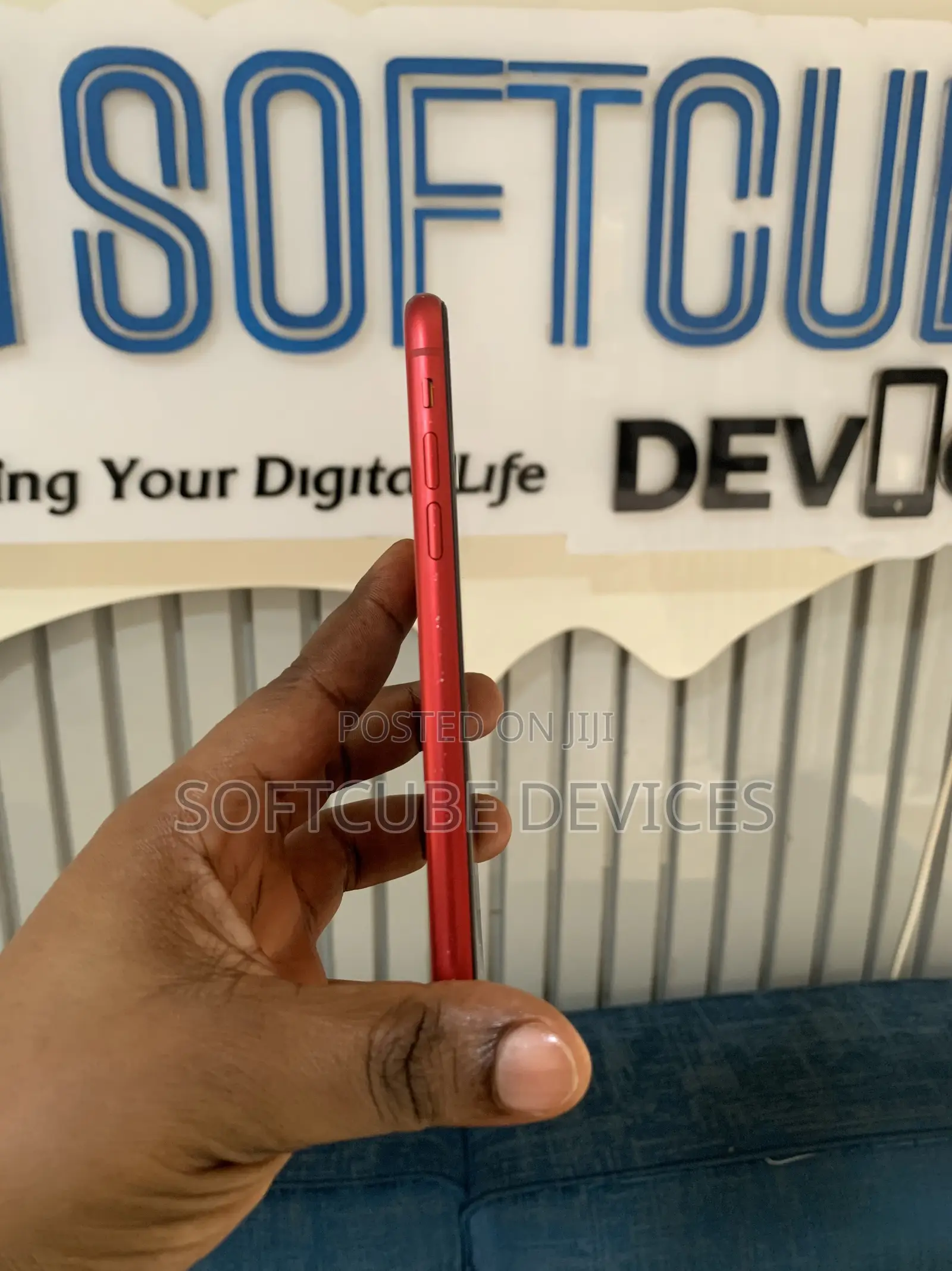 Apple iPhone 11 64 GB Red