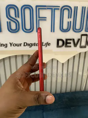Apple iPhone 11 64 GB Red