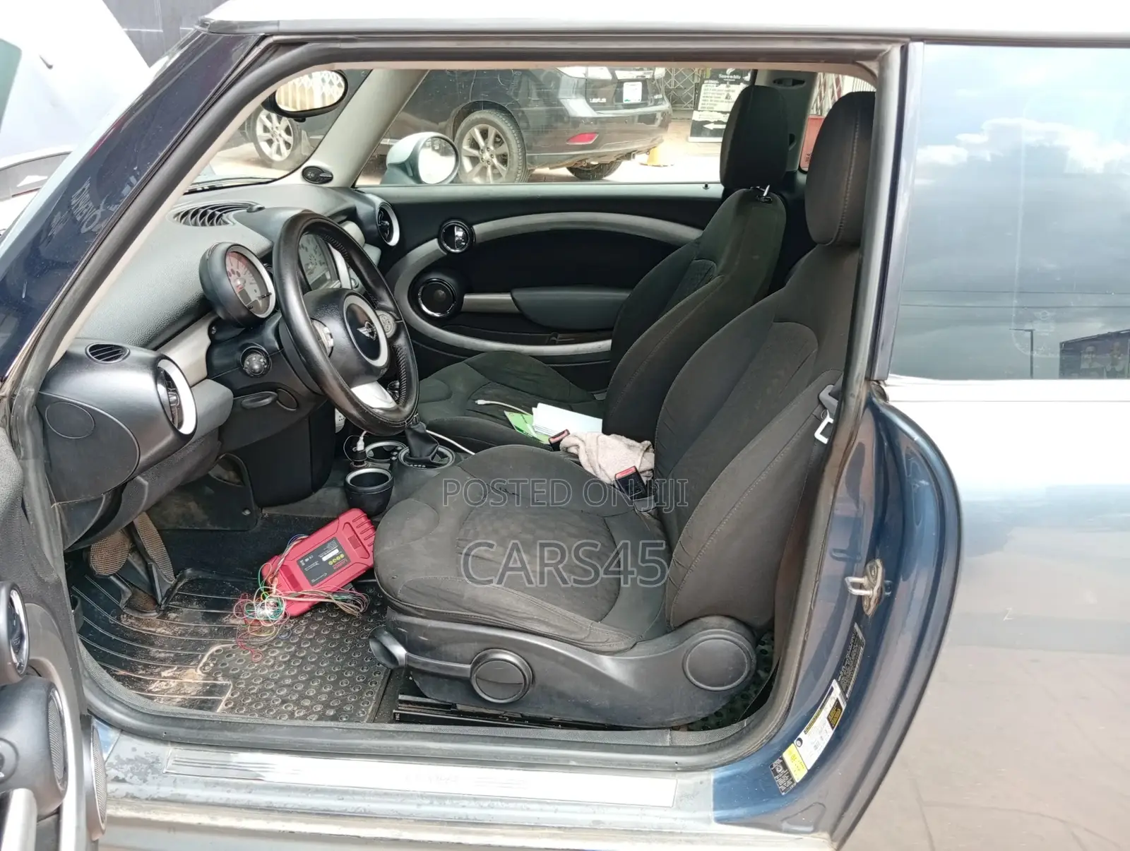 Mini Cooper 2010 Gray
