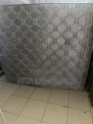 Grey Colored 6by6 Semi Orthopedic Mattress