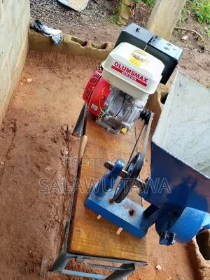 Big Pepper Grinding
