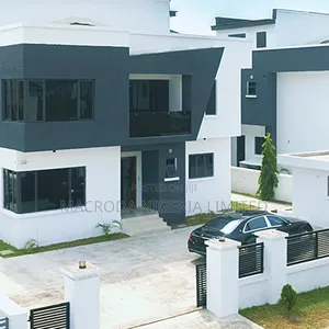 4bdrm House in Ado / Ajah for sale