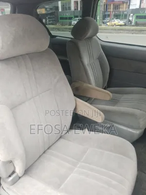 Toyota Sienna XLE 1999 Red