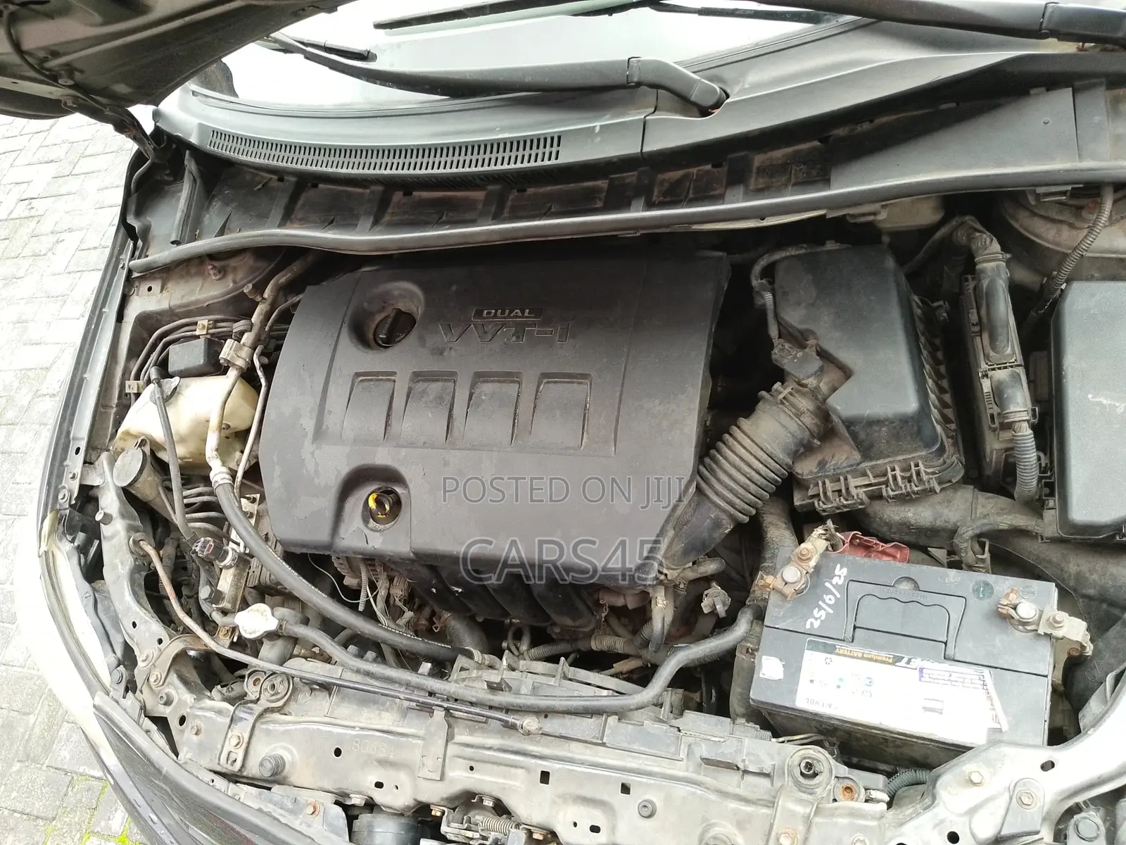 Toyota Corolla 2010 Gray