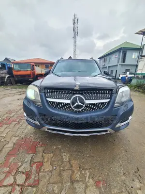 Mercedes-Benz GLK-Class 2010 Blue