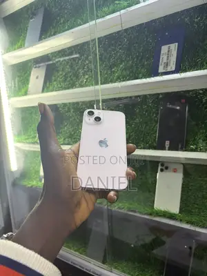 Apple iPhone 13 128 GB Pink