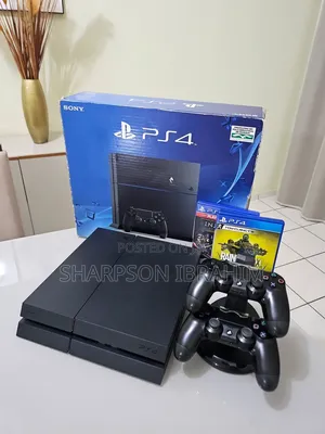 Play Station 4