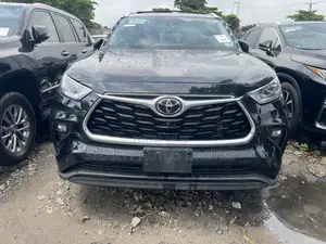 Toyota Highlander Limited 2021 Black