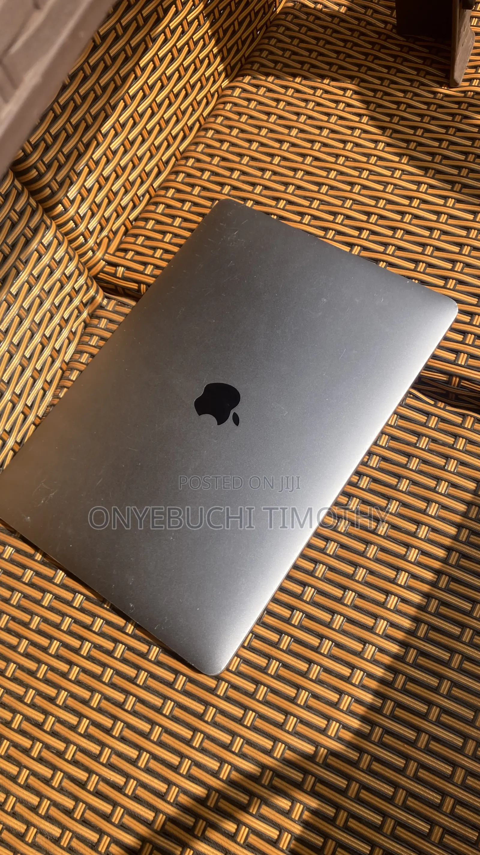 Laptop Apple MacBook Pro 2017 8GB Intel Core i5 SSD 256GB