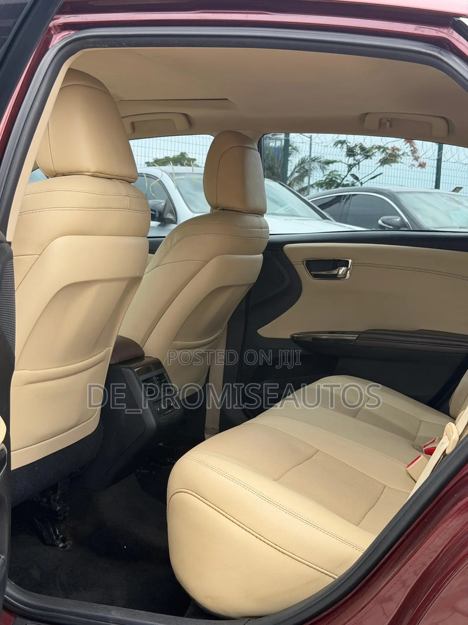 Toyota Avalon 2014