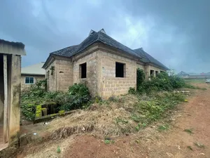 4bdrm Bungalow in Ibadan for sale