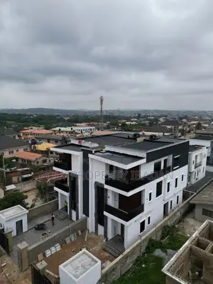 4bdrm Duplex in Oluyole Estate, Ibadan for sale