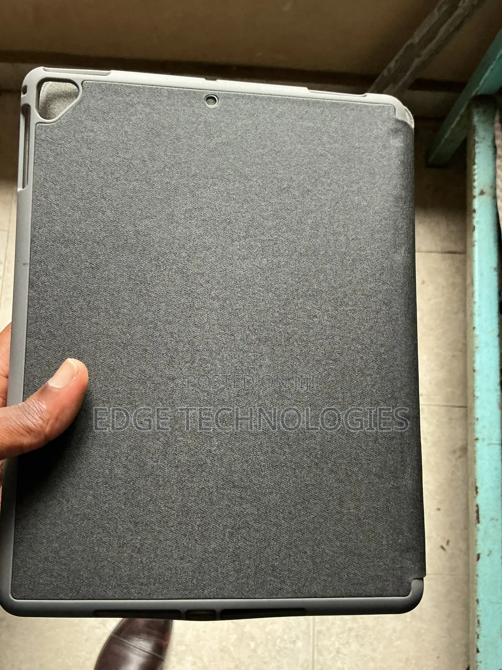 Apple iPad 9.7 128 GB Gray