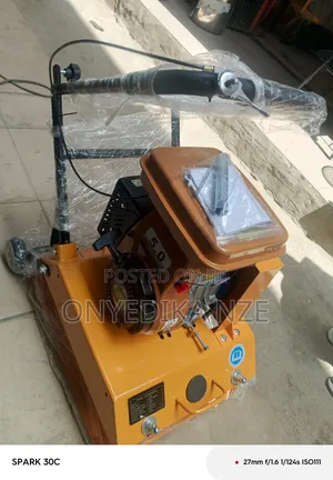C-90 Plate Compactor
