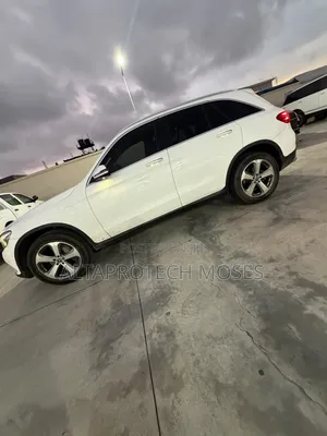 Mercedes-Benz GLC-Class 2017 White